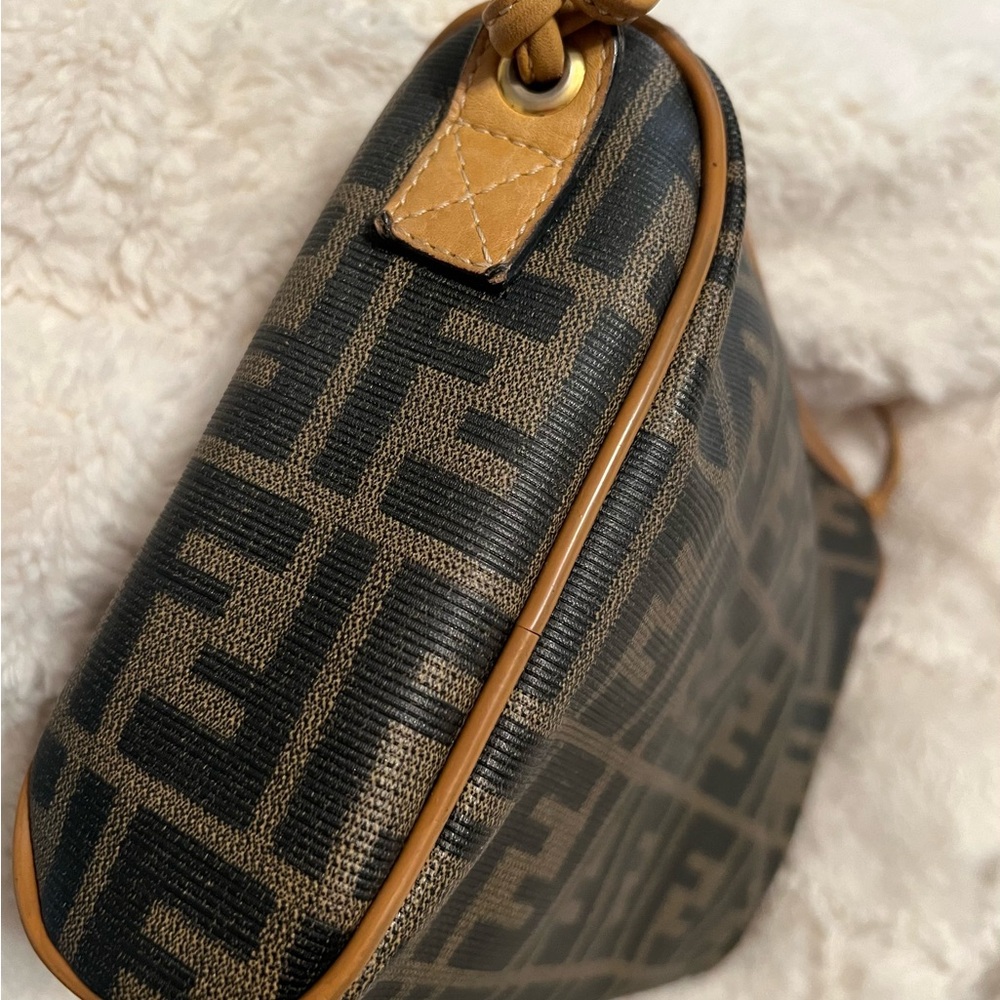Fendi Black and Tan Crossbody Bag - Picture 4 of 6